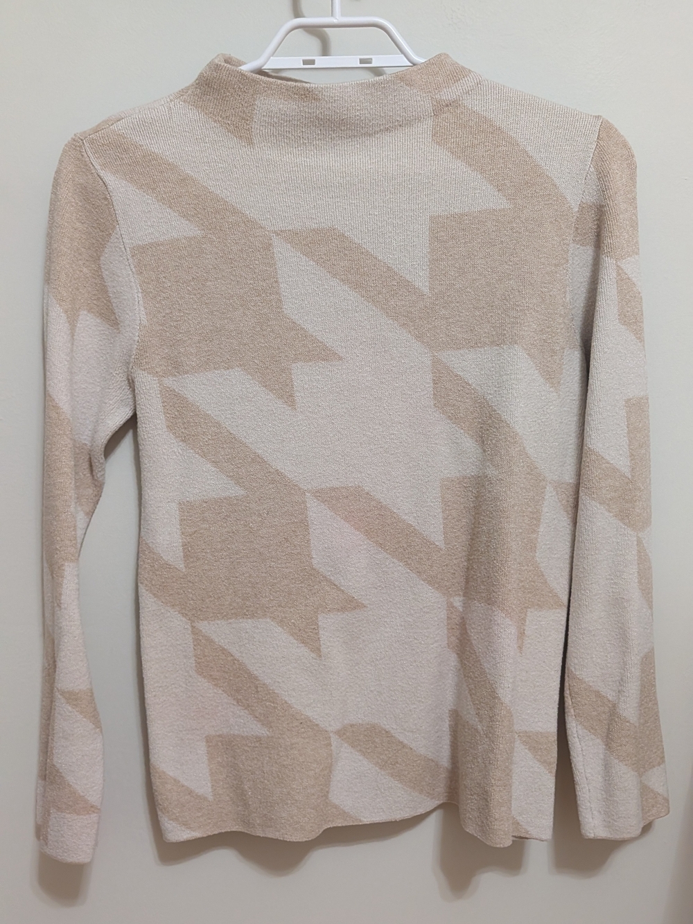 Scarlett Beige & Cream Houndstooth Mock Neck Sweater